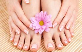 How to have beautiful feet and manicured nails for the summer?