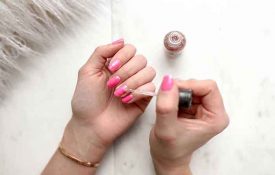 How to apply semi-permanent nail polish?