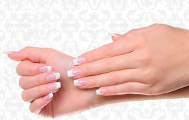 How to take care of your French Manicure?