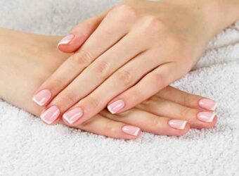 4 French manicures to adopt